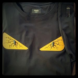 Men’s X- L fendi T shirt